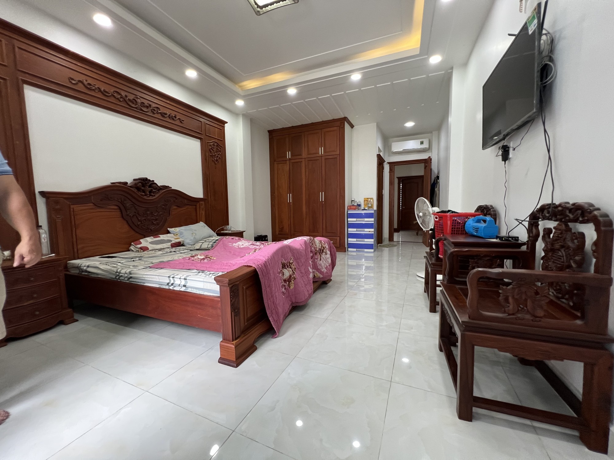 Mặt tiền Nguyễn Tư Giản 74/100m2 4tầng 4x25m chỉ 12 tỷ Phường 12 Gò Vấp 10 đến 20 tỷ
