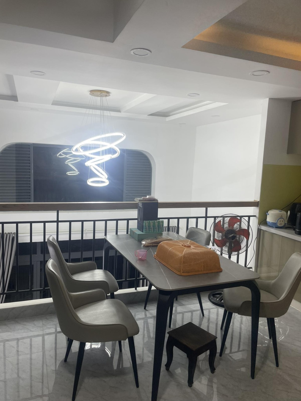 Hẻm Thống Nhất 45m2 5tầng 5x9m chỉ nhỉnh 6 tỷ Phường 11 Gò Vấp 6 đến 10 tỷ