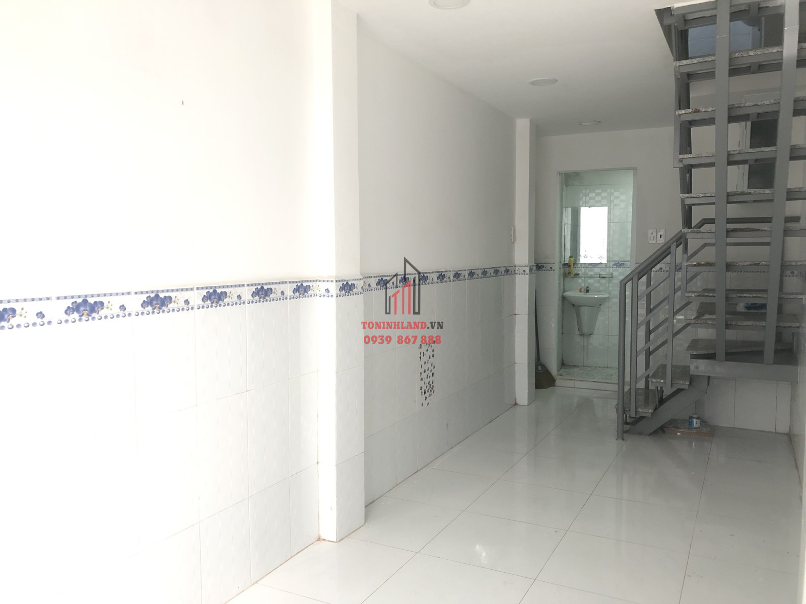 Hẻm Lê Hồng Phong 18m2 3 tầng 2.3x8m nhỉnh 3 tỷ Phường 10 Quận 10 3 đến 6 tỷ
