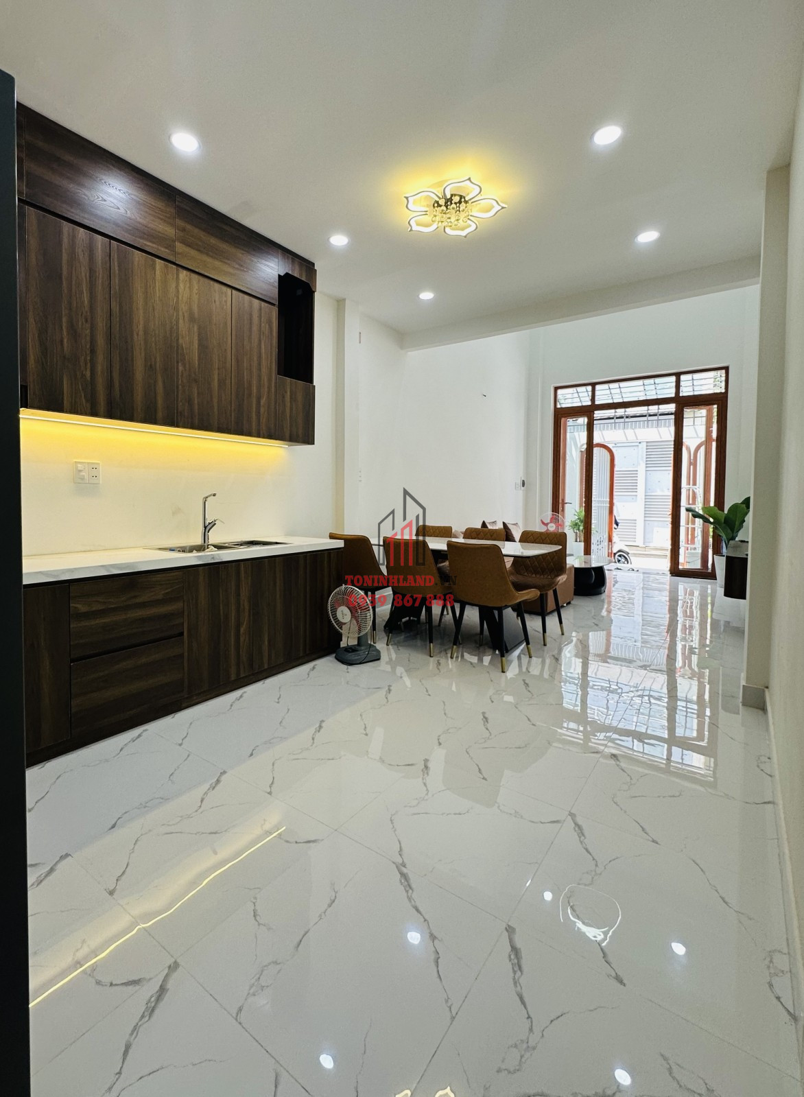 Hẻm xe hơi Phan Văn Trị 60 m2 2 tầng 3.4×17.5 m 6 tỷ Phường 11 Bình Thạnh, 6 đến 10 tỷ