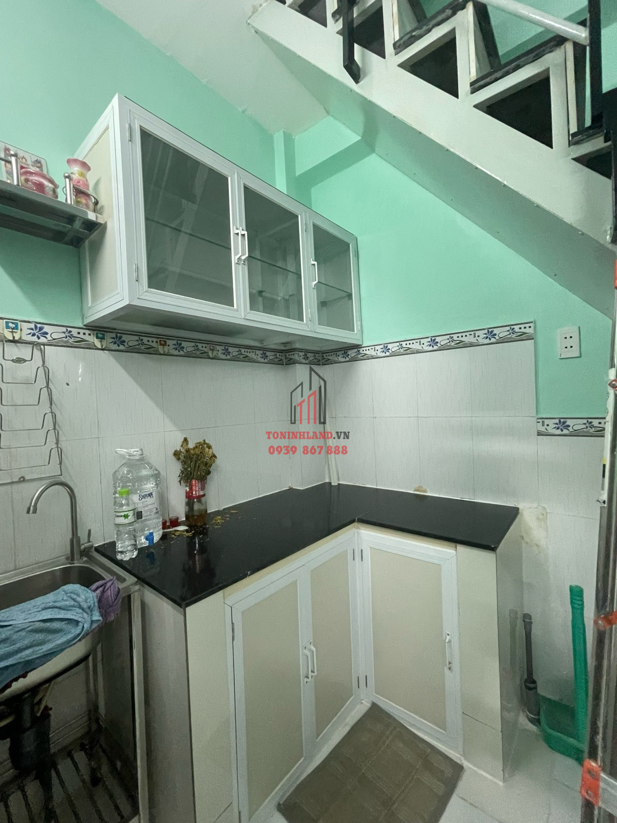 Hẻm Bà Hom 16m2 3 tầng 3.7×4.4m nhỉnh 1 Tỷ Phường 13 Quận 6 nhỏ 3 tỷ