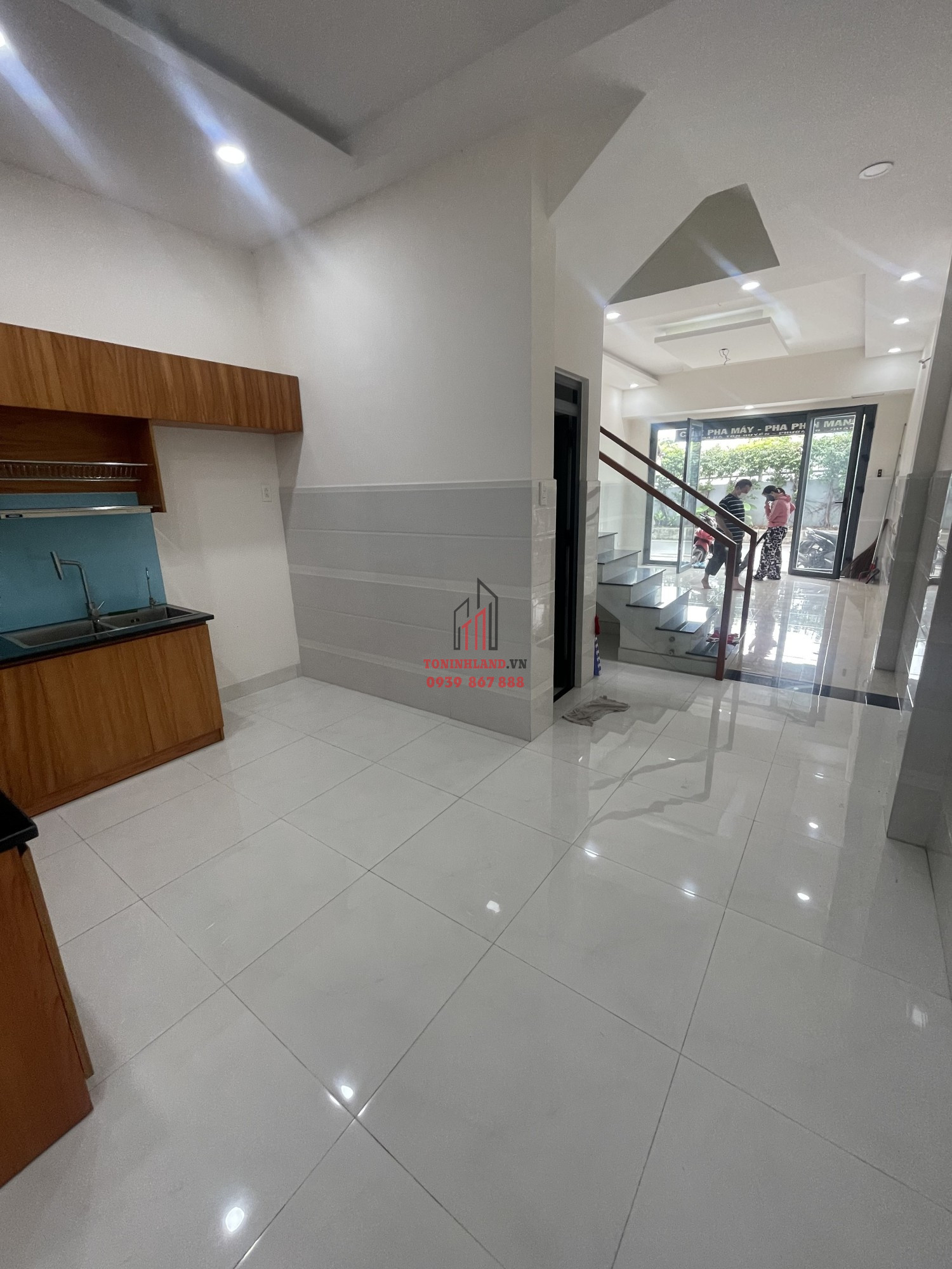 Mặt tiền Nguyễn Văn Luông 46m2 4 tầng 4.2x11m nhỉnh 10 tỷ Phường 10 Quận 6 10 đến 20 tỷ