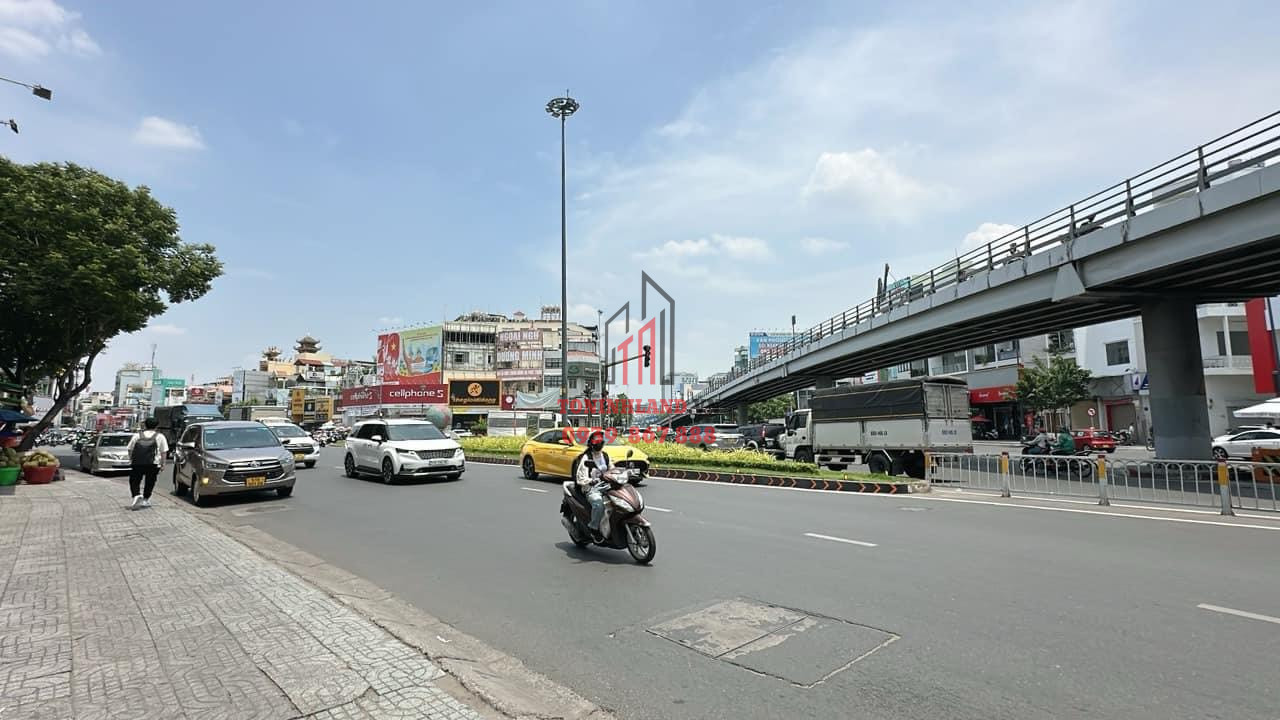 Hẻm Bùi Thị Xuân 22 m2 4 tầng  3.05 x 7.1m nở hậu nhẹ giá nhỉnh 2 tỷ Phường 2 Tân Bình 3 đến 6 tỷ