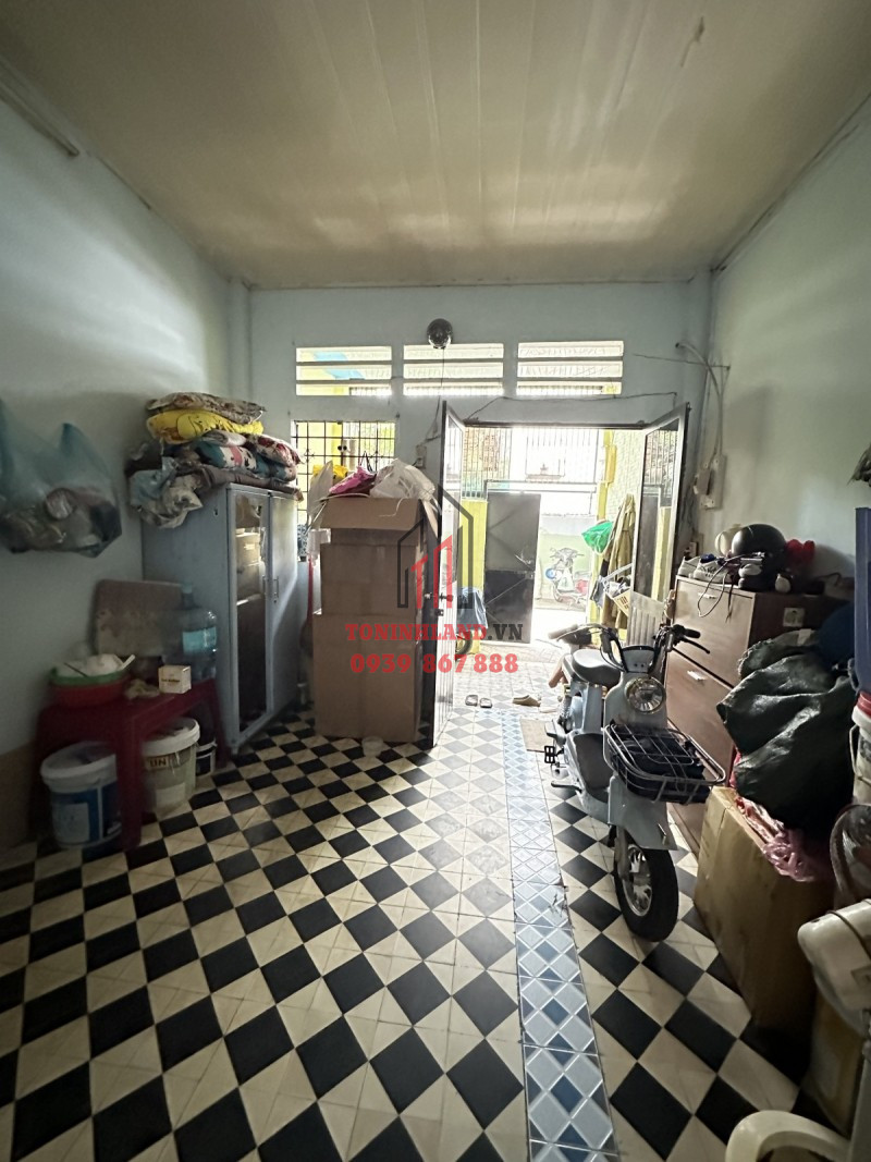 Bán nhà hẻm ba gác Nguyễn Văn Đậu, Phường 11, Bình Thạnh, cách hẻm xe hơi chỉ 3 căn, diện tích 73m², 2 tầng, giá 5.5 tỷ.