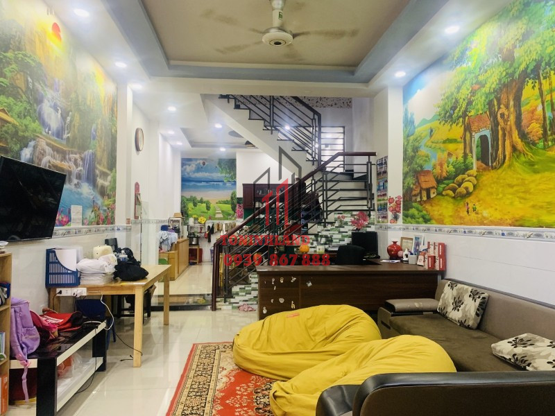 Mặt tiền kinh doanh đa ngành nghề tại đường Huỳnh Văn Nghệ, Phường 12, Gò Vấp. Giá 10 tỷ với diện tích 4.1m x 20m