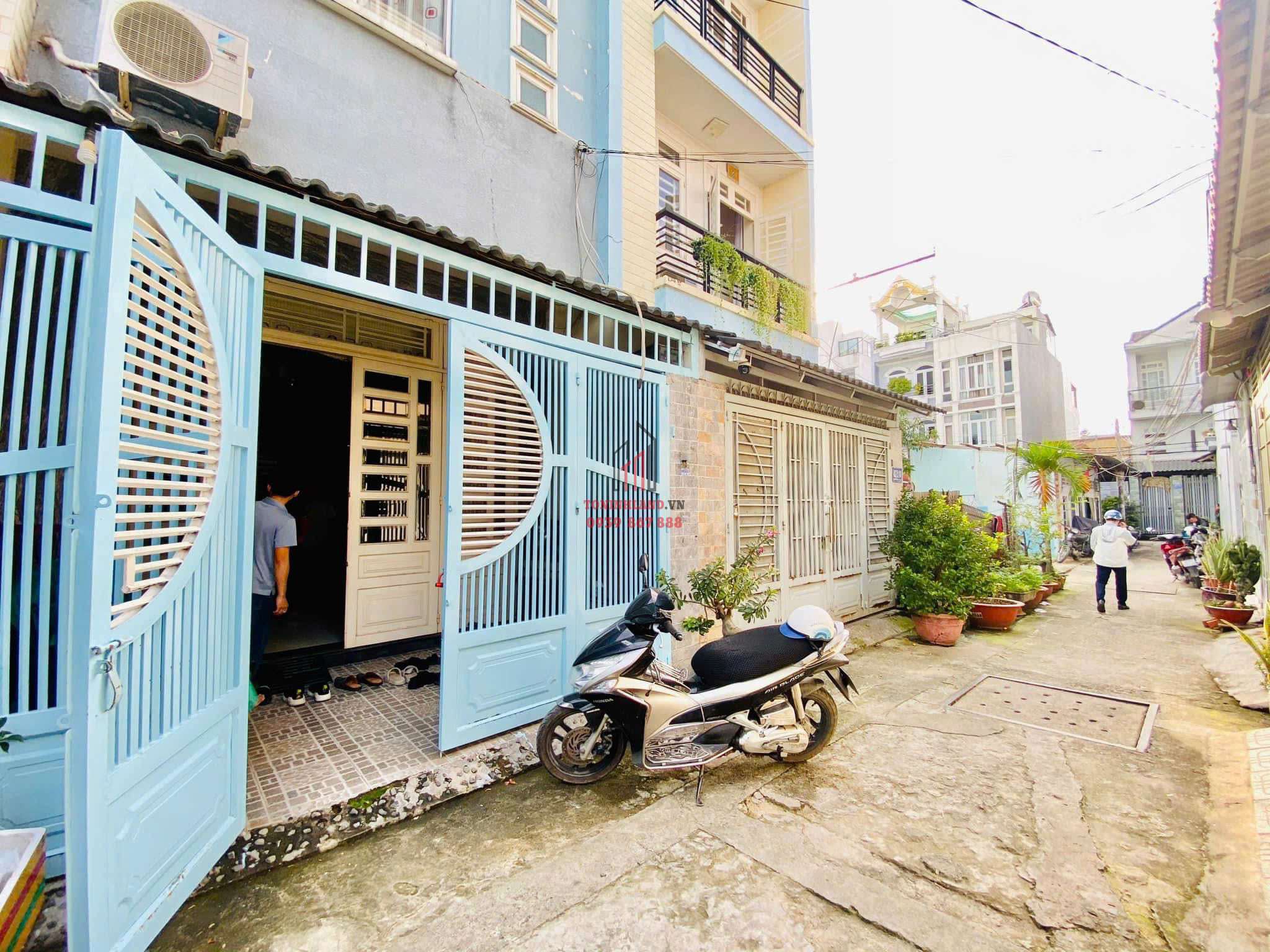 Nhà hẻm ô tô Phạm Văn Chiêu, 4 tầng, diện tích 58.5m², Phường 13, Gò Vấp, giá chỉ 5.79 tỷ.