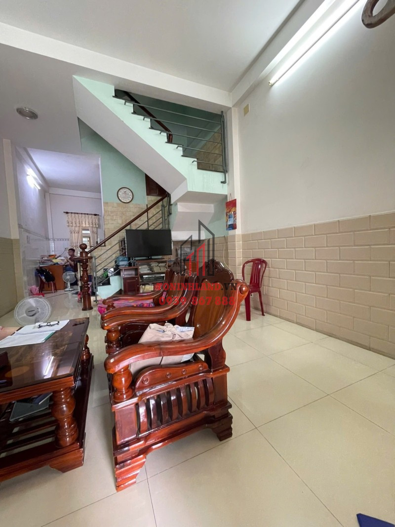Nhà 3 tầng hẻm xe hơi Lạc Long Quân, 54m², giá chỉ 7.6 tỷ – Phường 10, Tân Bình