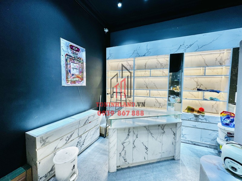 Bán nhà hẻm nhựa ô tô Bạch Đằng, diện tích 70m², 4 tầng (ngang 4,2m, dài 17m), chỉ 11,8 tỷ tại Phường 2, Tân Bình, gần sân bay.