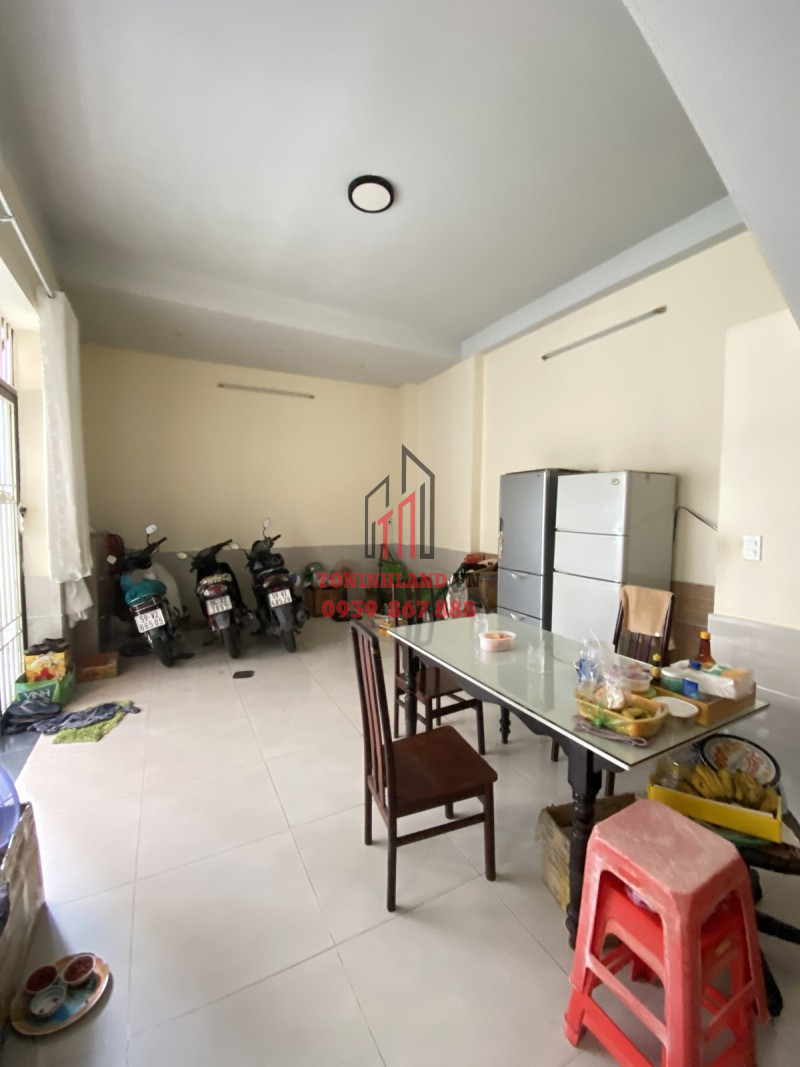 Hẻm Đường số 4, Phường 11, Gò Vấp: Nhà 49m², 4 tầng, giá chỉ 5.3 tỷ