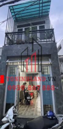 Bán nhà hẻm ba gác Quang Trung, Phường 10, Gò Vấp, 33m², giá chỉ 2.98 tỷ.
