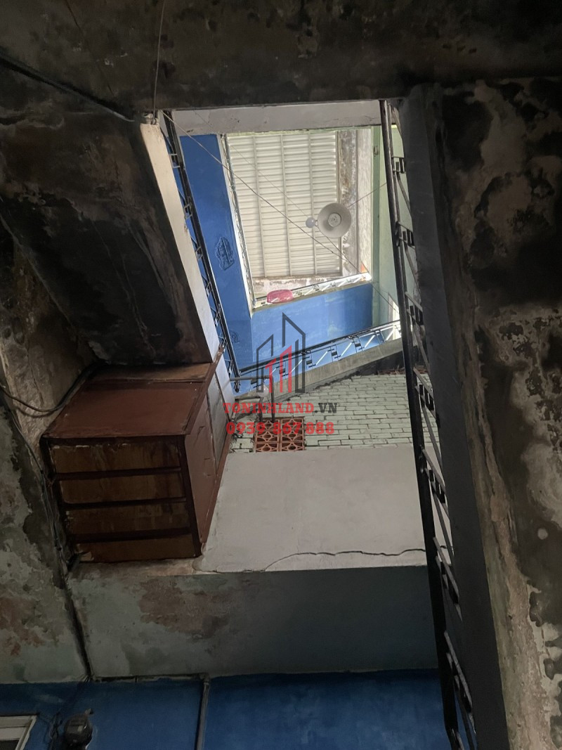 Hẻm sát mặt tiền Nguyễn Trọng Tuyển, Phường 2, Tân Bình – Diện tích 60m², kết cấu 3 tầng chỉ 12 tỷ, đang có dòng tiền ổn định từ cho thuê.