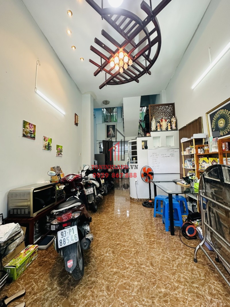 Bán Nhà Hẻm Ô Tô Nguyễn Bặc, 48m², 5 Tầng, Giá 8.8 Tỷ, Phường 3, Tân Bình