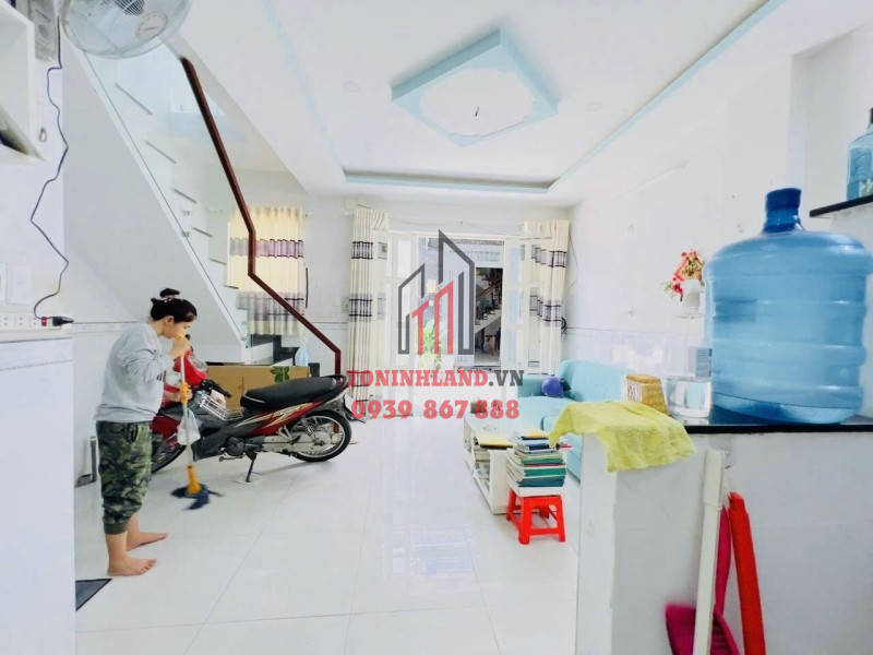 Bán nhà Gò Vấp – Hẻm Đường số 8, diện tích 30m², 2 tầng, giá chỉ 3.45 tỷ – Phường 11