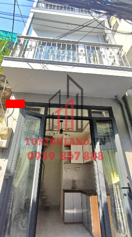 Cần bán nhà Gò Vấp, hẻm xe hơi, đường Bùi Quang Là, Phường 12, diện tích 12m², 3 tầng, giá chỉ 1.85 tỷ