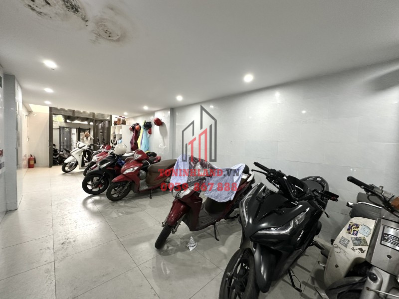 Bán căn hộ dịch vụ Bình Thạnh – Hẻm ô tô Lê Quang Định – 110m², 5 tầng, giá chỉ 16.5 tỷ – Phường 11, đang có thu nhập cho thuê