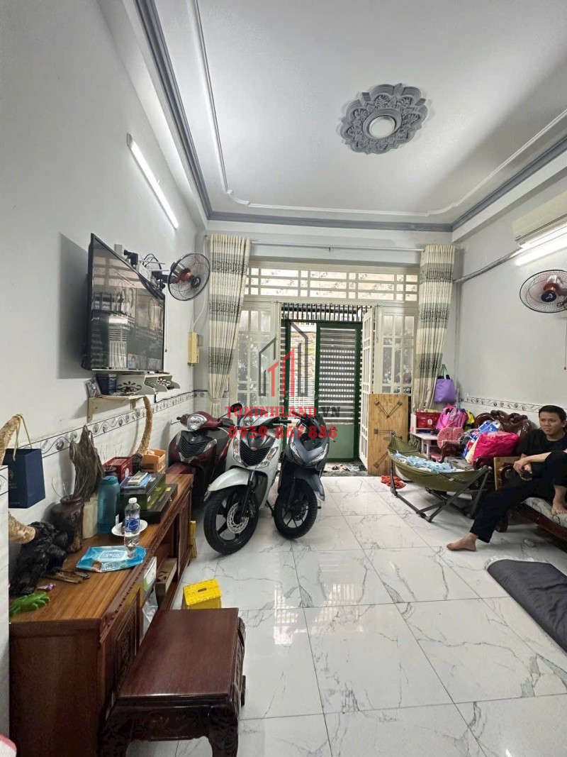 Bán nhà Gò Vấp, hẻm 3 gác đường Nguyễn Oanh, Phường 17, diện tích 44m², 3 tầng, giá chỉ 4,65 tỷ