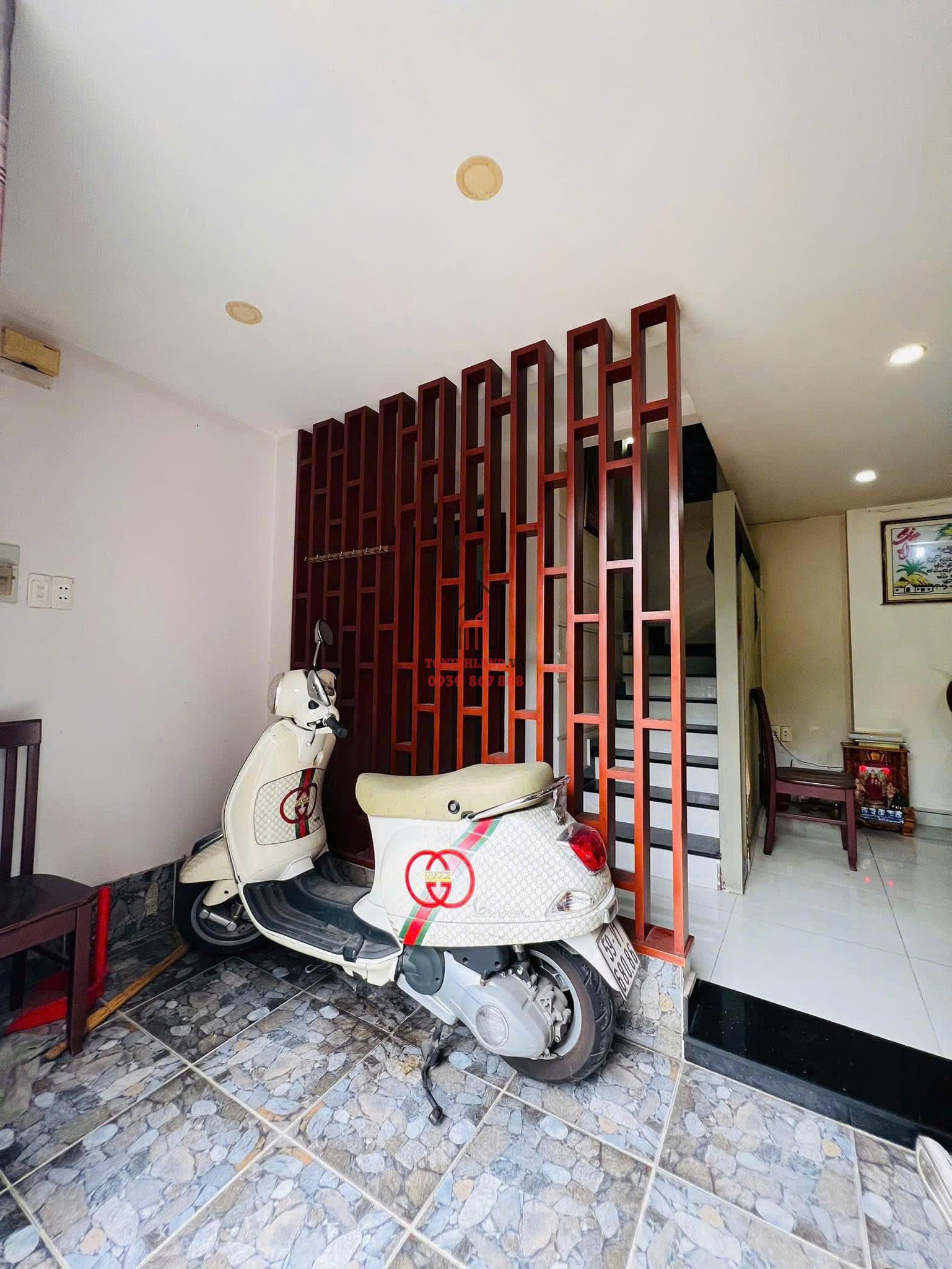Bán nhà Gò Vấp, hẻm xe tải, đường Lý Thường Kiệt, Phường 4. Nhà 5 tầng, diện tích 37m², giá chỉ 5.5 tỷ.